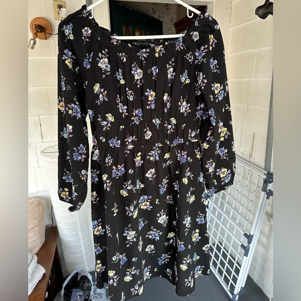 NWOT Off the shoulder floral dress